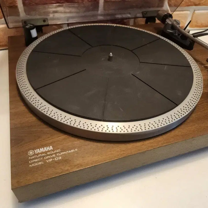 [BUNJANG] Yamaha YP-D3 Vintage Direct Drive Turntable / 야마하 Yamaha YP-D3 빈티지 수동 다이렉트 드라이브 턴테이블