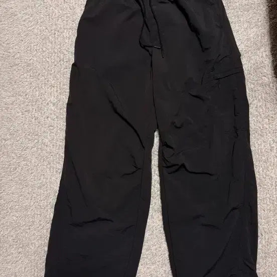 [BUNJANG] Uniqlo Nylon Jogger Pants / 유니클로 나일론 바지