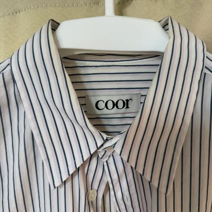 [BUNJANG] Coar Striped Shirring Detail Shirt / 쿠어 스트라이프 셔링 디테일 셔츠