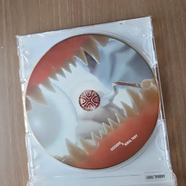 [SOLD OUT] 바이스벌사 애니멀퍼커리 사인반