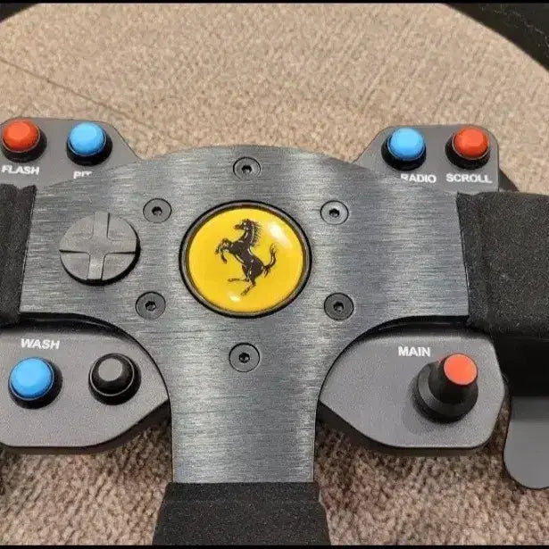 [BUNJANG] Thrustmaster T300 Ferrari Alcantara Edition Racing Wheel / 레이싱휠 트러스트마스터 T300 페라리 알칸타라  판매