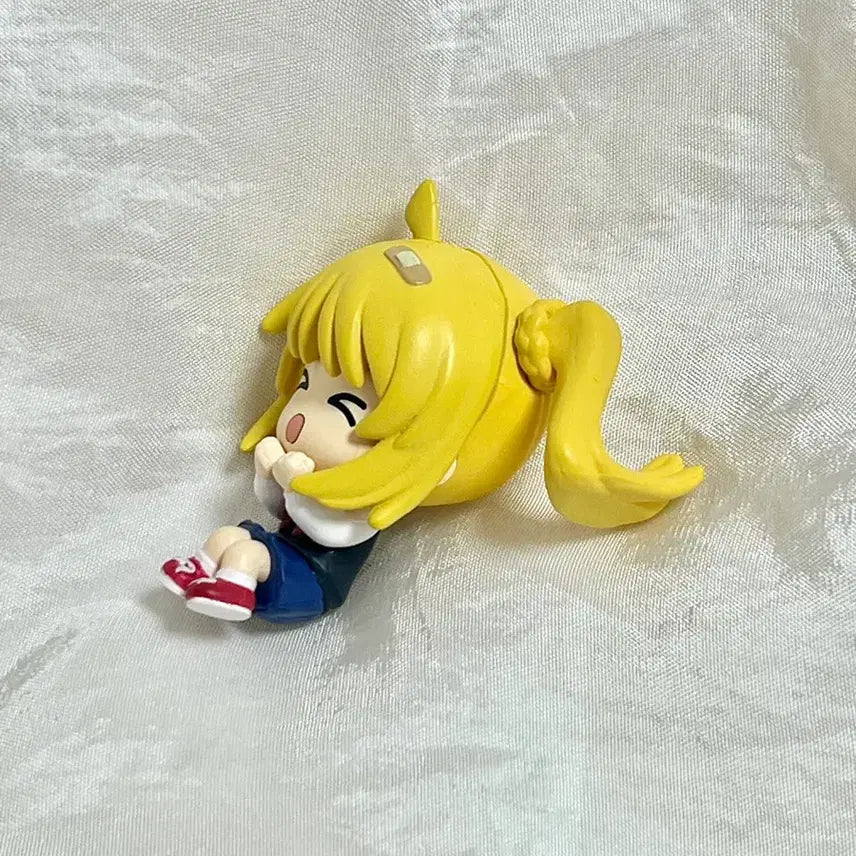 [BUNJANG] Bocchi the Rock! Nijika Bocchi The Rock! Squashed Gacha Acrylic Charm / 봇치더록 꽈당 가챠 니지카 봇치더락