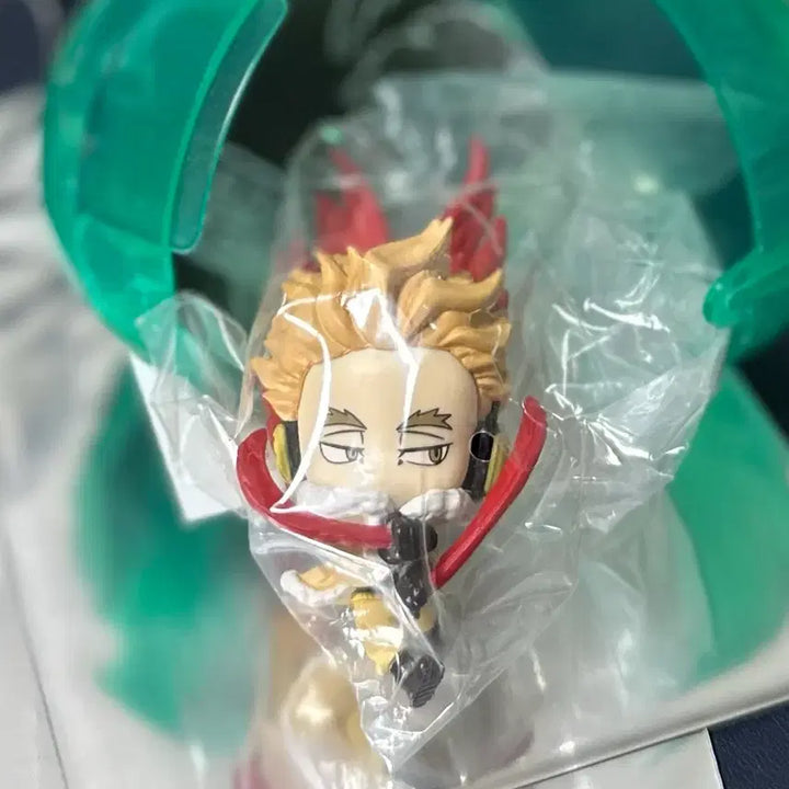[BUNJANG] My Hero Academia Endeavor &amp; Hawks Notebook + Hawks Gacha Set / 히로아카 엔데버 호크스 노트 + 호크스 가챠 판매합니다