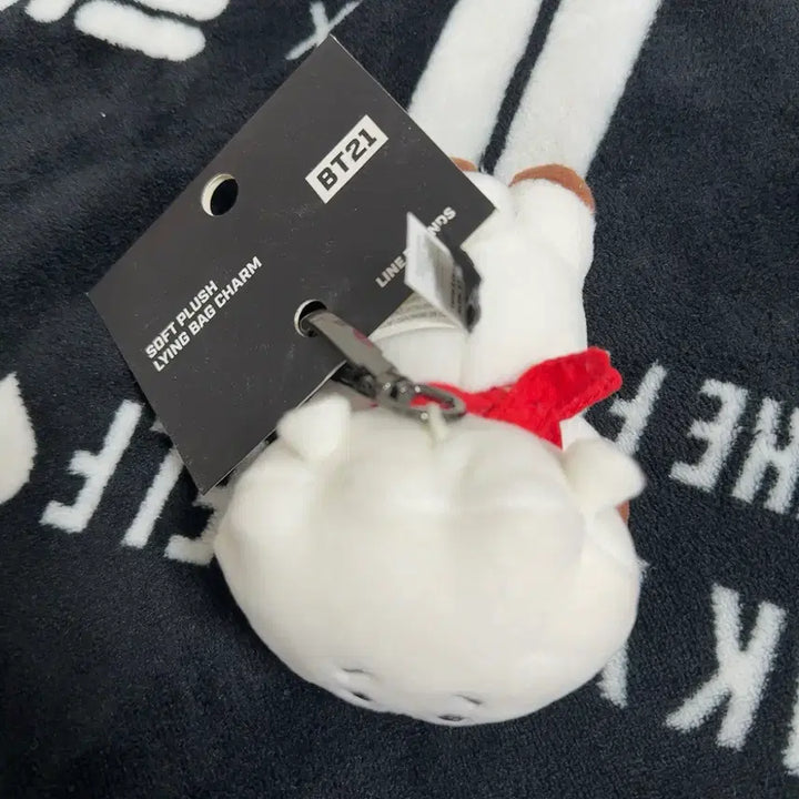 [BUNJANG] BTS BT21 RJ LYING Plush Bag Charm Keychain / BTS 비티21 알제이 라잉 백참 인형 키링