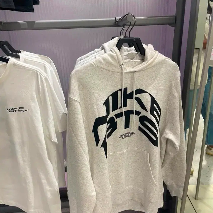 [BUNJANG] BTS Nike Pop-Up Hoodie / BTS 나이키 팝업 후드티