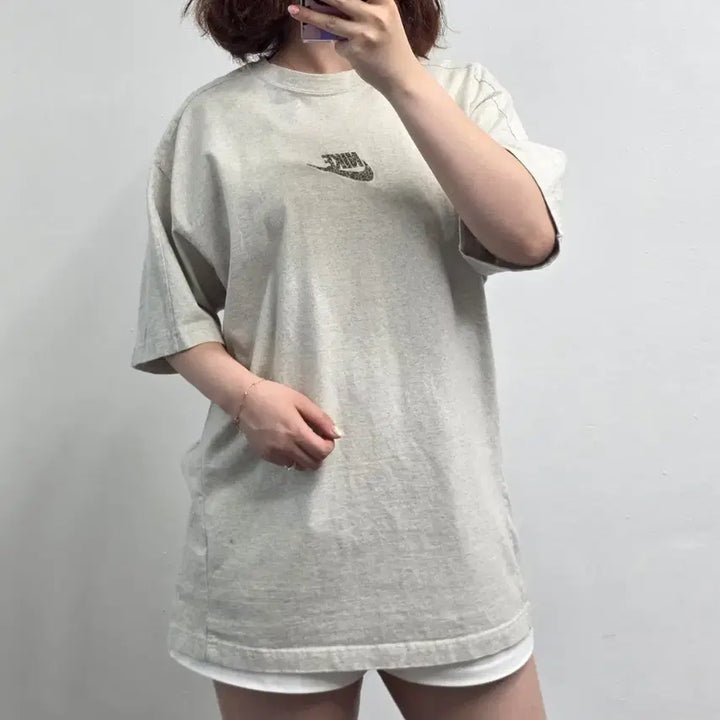 [BUNJANG] Nike Swoosh T-Shirt Oatmeal Beige XL / [프립]XL/나이키 스우시 반팔 티셔츠 오트밀 베이지