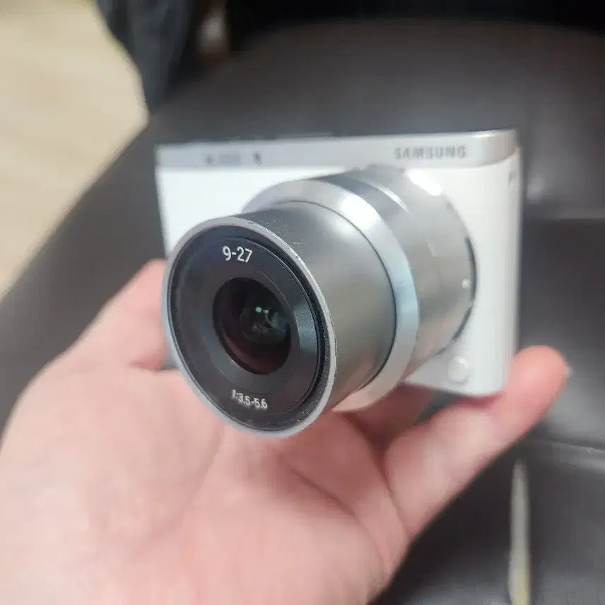 [BUNJANG] Samsung NX mini Mirrorless Camera with 9-27mm Lens / 삼성 NX MINI :9-27mm