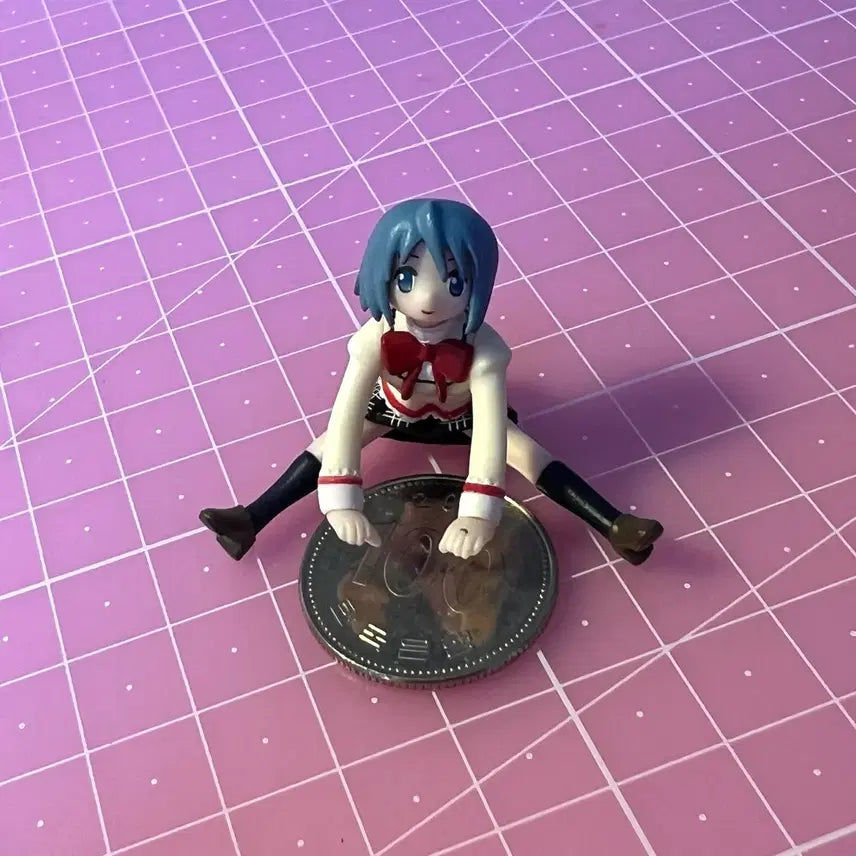 [BUNJANG] Puella Magi Madoka Magica Sayaka Miki Fuchiko on Cup Figure / 마마마 마법소녀 마도카 마기카 미키 사야카 컵 위의 후치코