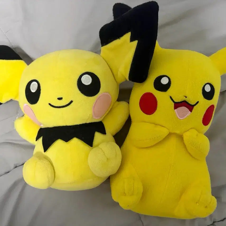 [BUNJANG] Pokemon Pikachu &amp; Pichu Plush Dolls (Set of 2) / 포켓몬스터 피카츄+피츄 봉제인형 2개