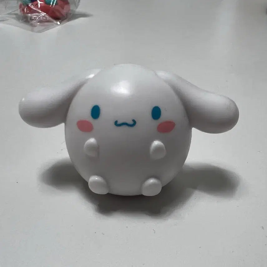 [BUNJANG] Cinnamoroll Gachapon Figure 6-Piece Bundle Set / 시나모롤 가챠 피규어 6종 일괄