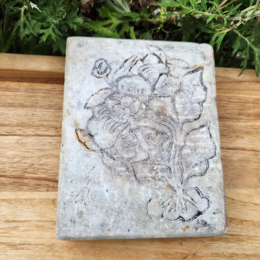 [SOLD OUT] 무게감있는 백돌 벼루