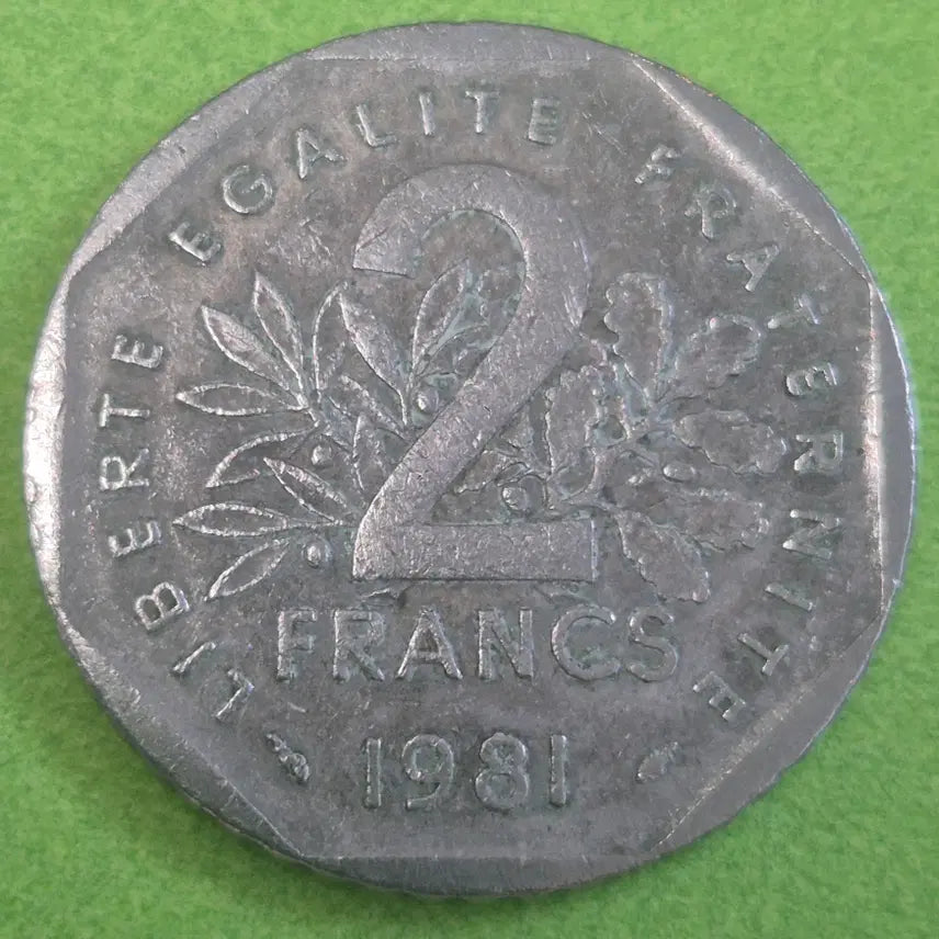 [BUNJANG] 1981 UK 2 Franc Coin M3611 / 1981 영국 2프랑 동전 M3611