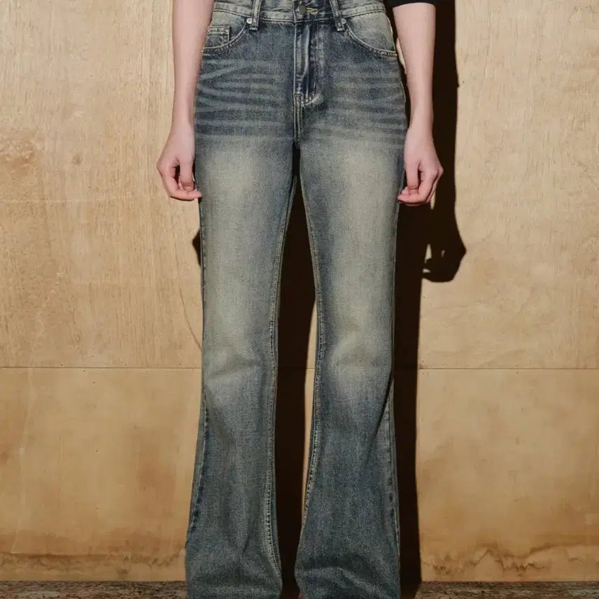 [BUNJANG] Helene Paris Faded Wash Bootcut Pants - Teen Silver Blue / 로우라이즈 페이디드 워싱 부츠컷 팬츠 틴실버블루 헬레네파리스