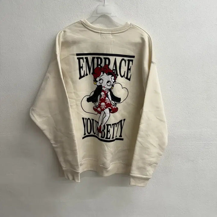 [BUNJANG] Betty Boop Ivory Printing Sweatshirt (M) / 베티붑 아이보리 프린팅 맨투맨 (M)