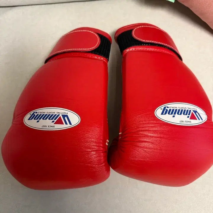 [BUNJANG] Winning 12oz Velcro Boxing Gloves Red / 위닝 12온스 벨크로 레드