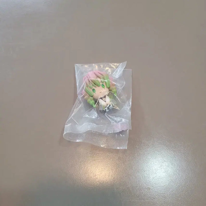 [BUNJANG] Demon Slayer Mitsuri Wind-up Gacha / 귀멸의 칼날 귀칼 미츠리 태엽 가챠