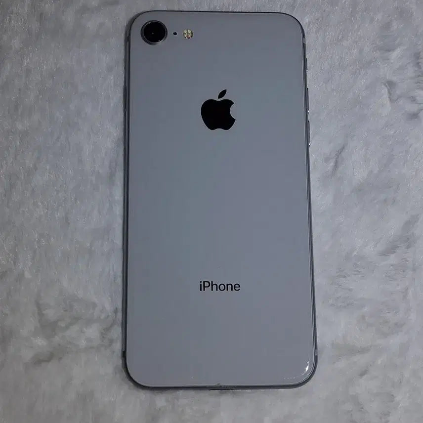 [SOLD OUT] 아이폰8 화이트 64GB 100%
