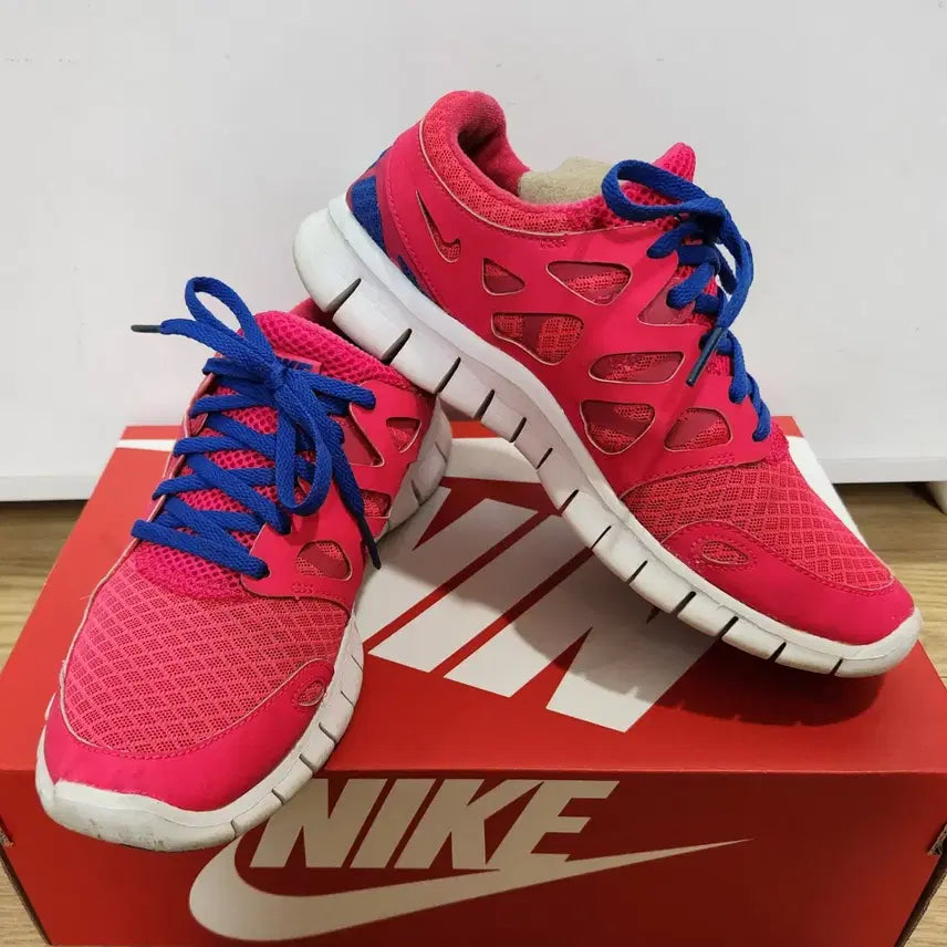[BUNJANG] Nike Free Run+ 2 Sneakers Deep Pink / 나이키 프리런+ 2 운동화, 스니커즈입니다