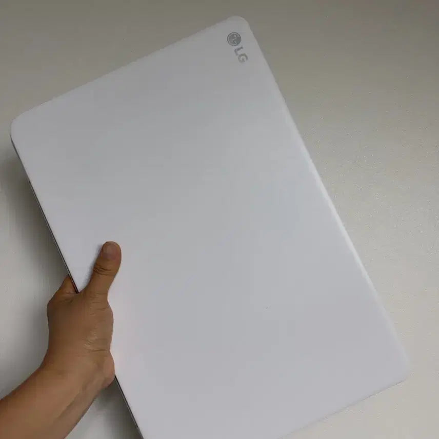 [BUNJANG] LG 15-inch White Laptop Intel Core i5 10th Gen / LG 노트북 화이트 i5-10 팝니다