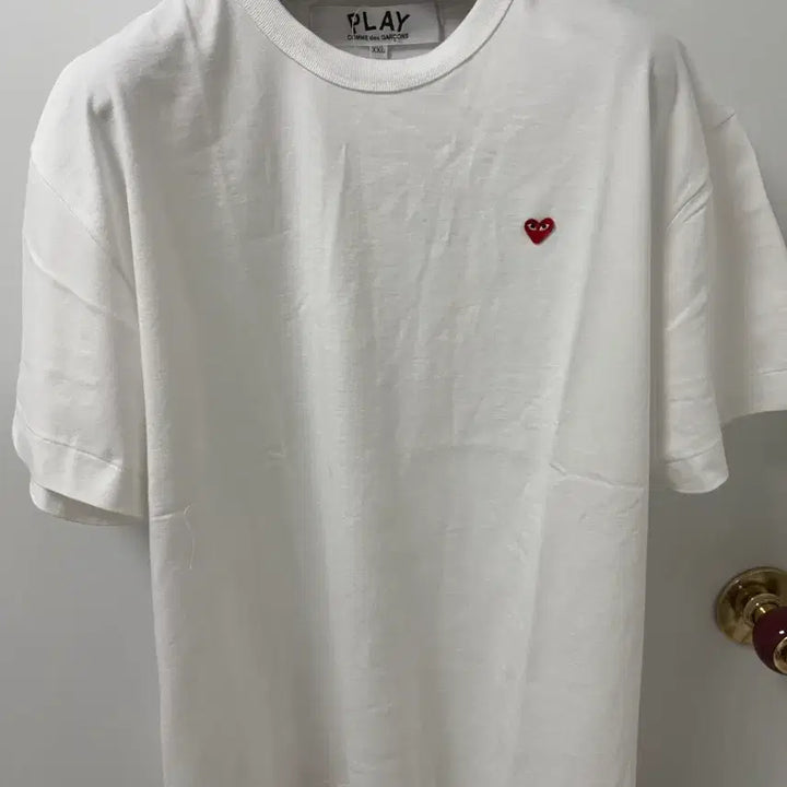 [BUNJANG] Comme des Garçons Play Small Heart Logo T-Shirt XXL White / 꼼데가르송 스몰하트 로고 반팔티 XXL 새상품