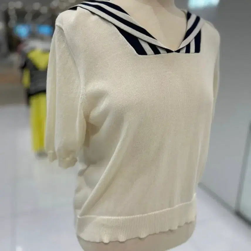 [BUNJANG] Jucy Judy Sailor Collar Knit Top / 쥬시쥬디 세일러 카라니트