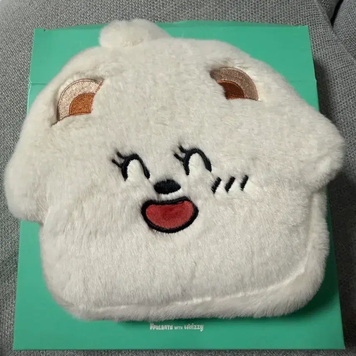 [BUNJANG] Witchy Square Face Pouch / 뿔바투 밤긋 위찌 사각 페이스 파우치
