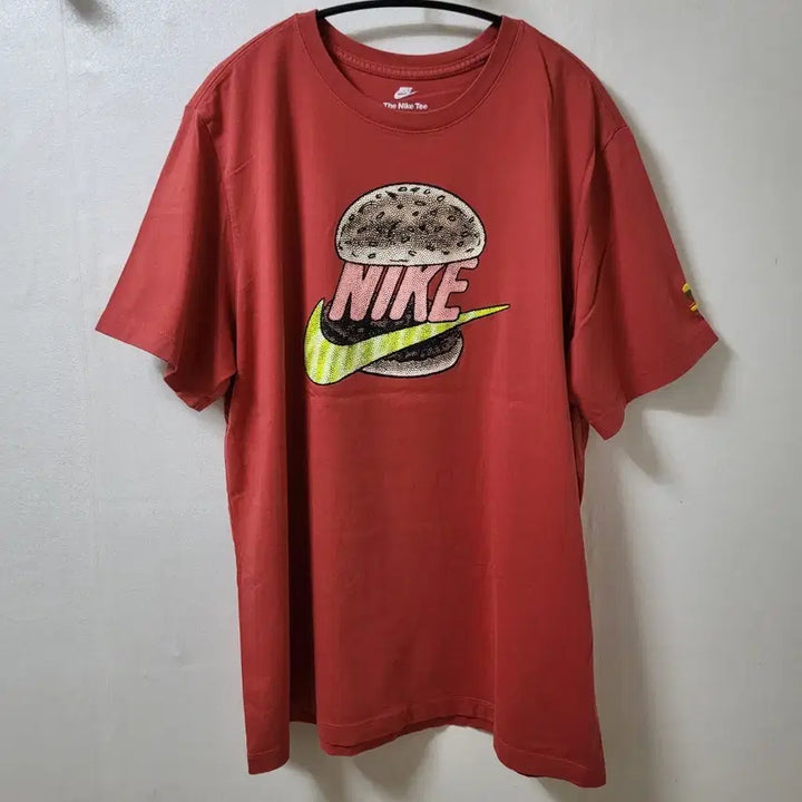 [BUNJANG] Nike Burger Graphic Short Sleeve T-Shirt / 나이키 버거 반팔 티셔츠