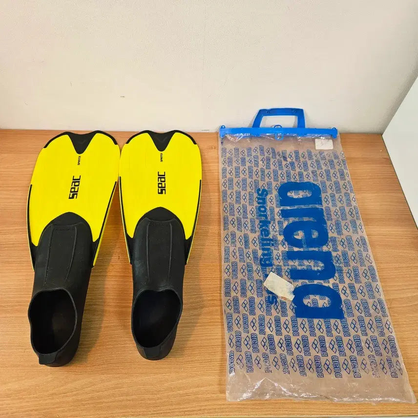 [BUNJANG] SEAC Long Fin Flippers (Size 36-37 / 230-235mm) / SEAC 오리발 롱핀 36-37(230-235mm)