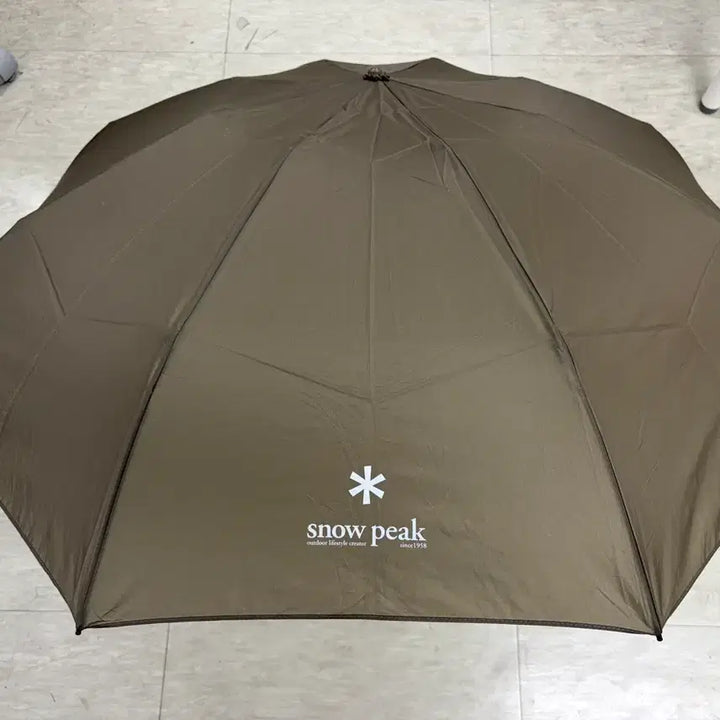 [BUNJANG] Snow Peak UG-135GY Lightweight Umbrella (Gray) / 스노우피크 UG-135GY / 경량 우산 판매.