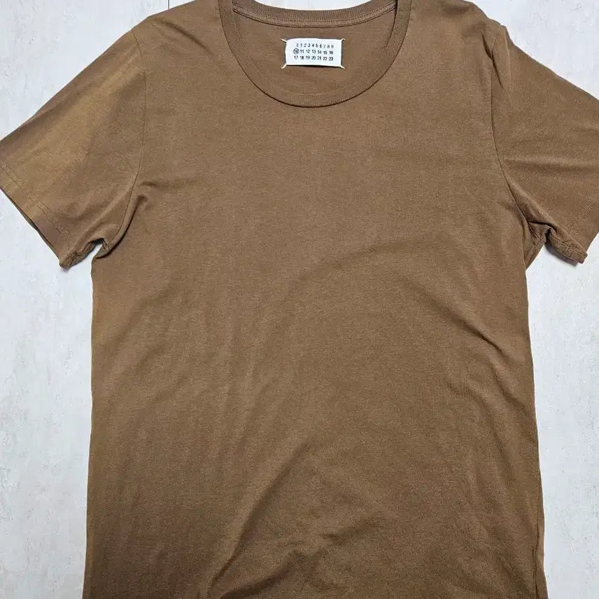 [BUNJANG] Maison Margiela Brown Short Sleeve T-Shirt / [L]마르지엘라 브라운 반팔 티셔츠