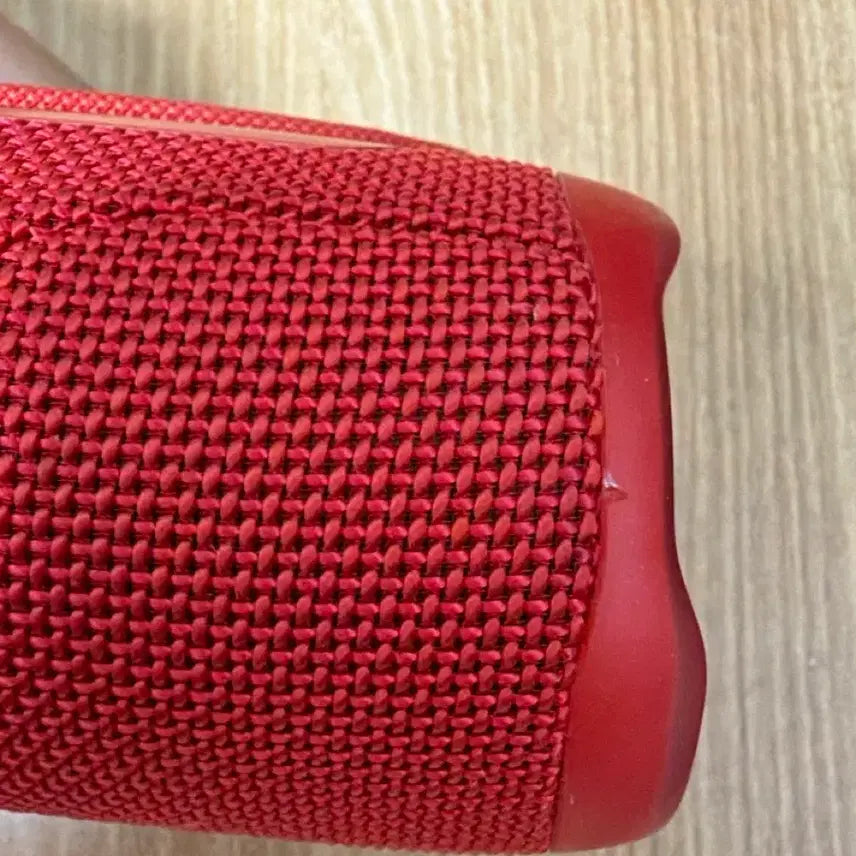 [BUNJANG] JBL Flip 6 Bluetooth Speaker (Red) / JBL Flip 6 블루투스 스피커 (레드 색상) 직거래 원합니다