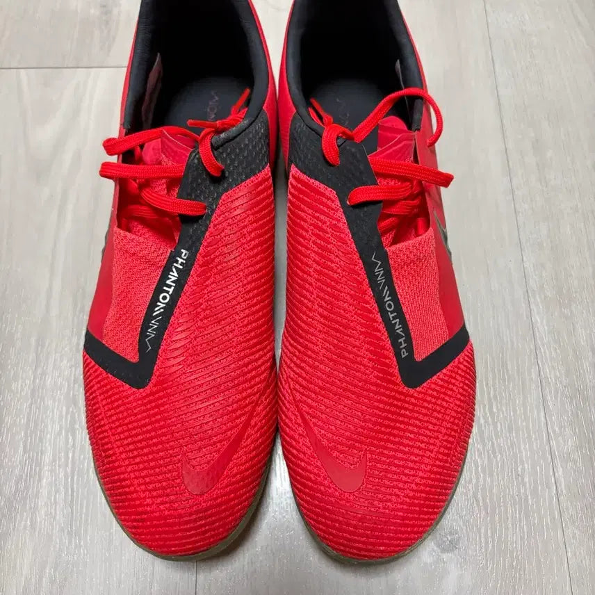 [SOLD OUT] 나이키풋살화 팬텀 베놈 프로TF 275