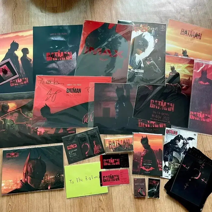 [BUNJANG] The Batman Film Mark, Art Card, Special Ticket, Golden Ticket, Comic Book, Standee Poster, and Photocard Set / 더배트맨 필름마크 아트카드 스페셜티켓 포스터 골든티켓 코믹북 언택트톡엽서