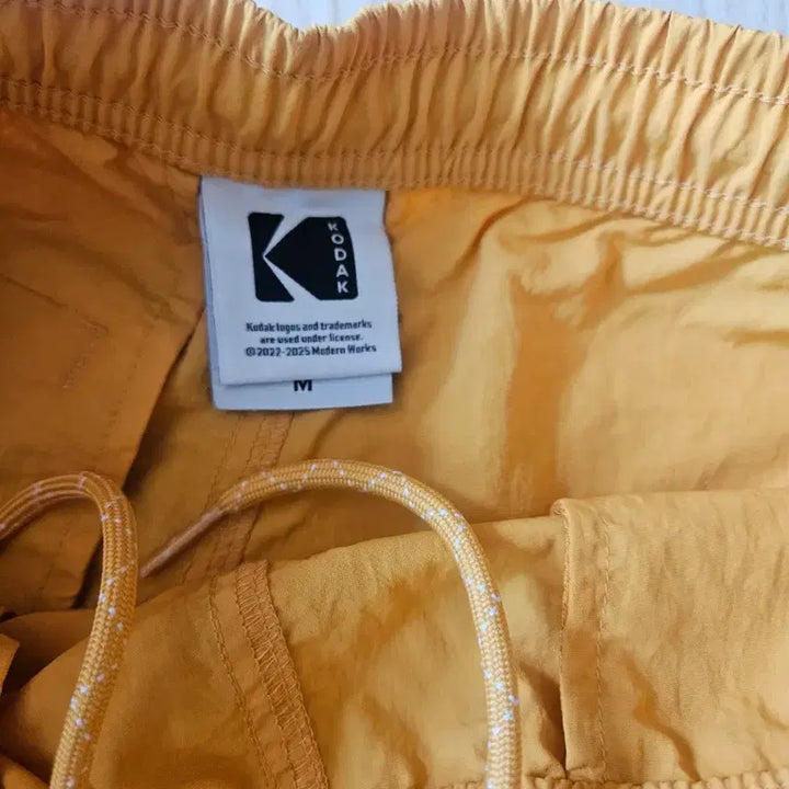 [BUNJANG] Kodak Colorplus Woven Shorts Yellow / 코닥 컬러플러스 우븐 반바지 YELLOW