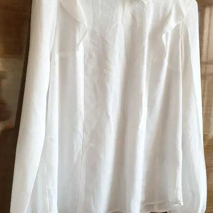 [BUNJANG] SOUP White Frill Blouse / SOUP 화이트 프릴 블라우스