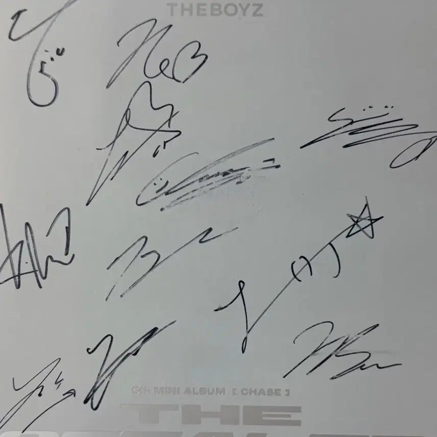 [BUNJANG] The Boyz THE STEALER Signed Album with Handwritten Message / 더보이즈 THE STEALER 싸인앨범 +친필메세지