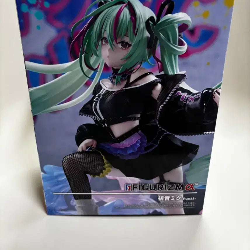 [BUNJANG] Hatsune Miku Punk Figure (Sealed) / 미개봉 하츠네 미쿠 펑크 피규어