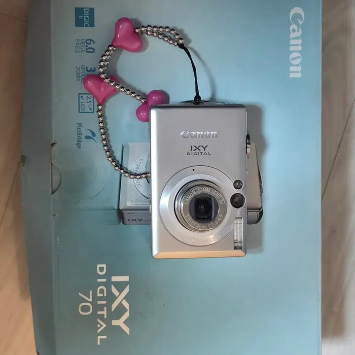 [BUNJANG] Canon IXY DIGITAL 70 (IXUS 60) 6MP 3x Optical Zoom Digital Camera - Silver / 캐논 익시 70 ixy 70(ixus60 익서스 60) 디카 카메라