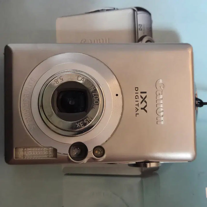 [BUNJANG] Canon IXY DIGITAL 70 (IXUS 60) 6MP 3x Optical Zoom Digital Camera - Silver / 캐논 익시 70 ixy 70(ixus60 익서스 60) 디카 카메라