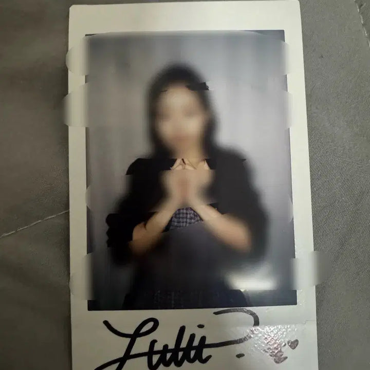 [BUNJANG] Kiss Of Life Julie Polaroid / 키스오브라이프 쥴리 폴라로이드 kissoflife julie sign pola