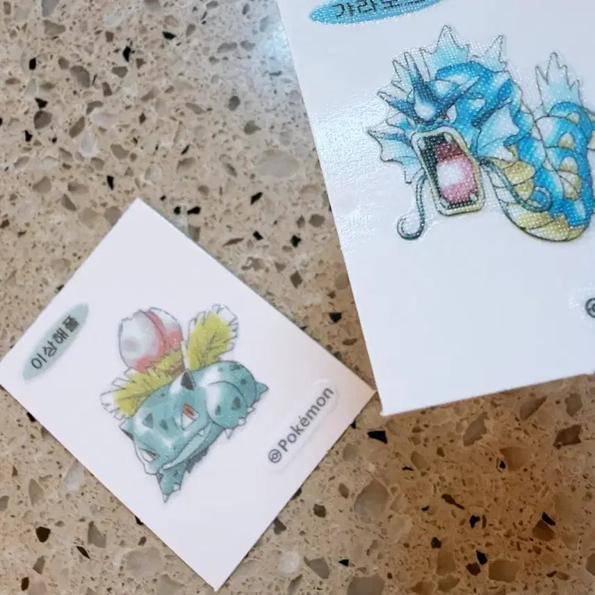 [BUNJANG] Pokemon 30th Anniversary Artwork Sticker Collection - Gyarados &amp; Fushigidane / 포켓몬 30주년 아트워크 띠부씰 갸라도스 이상해풀
