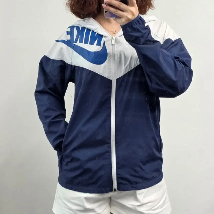 [BUNJANG] Nike Hooded Windbreaker Navy Grey XL / [프립]주니어XL/나이키 후드 바람막이  네이비 그레이