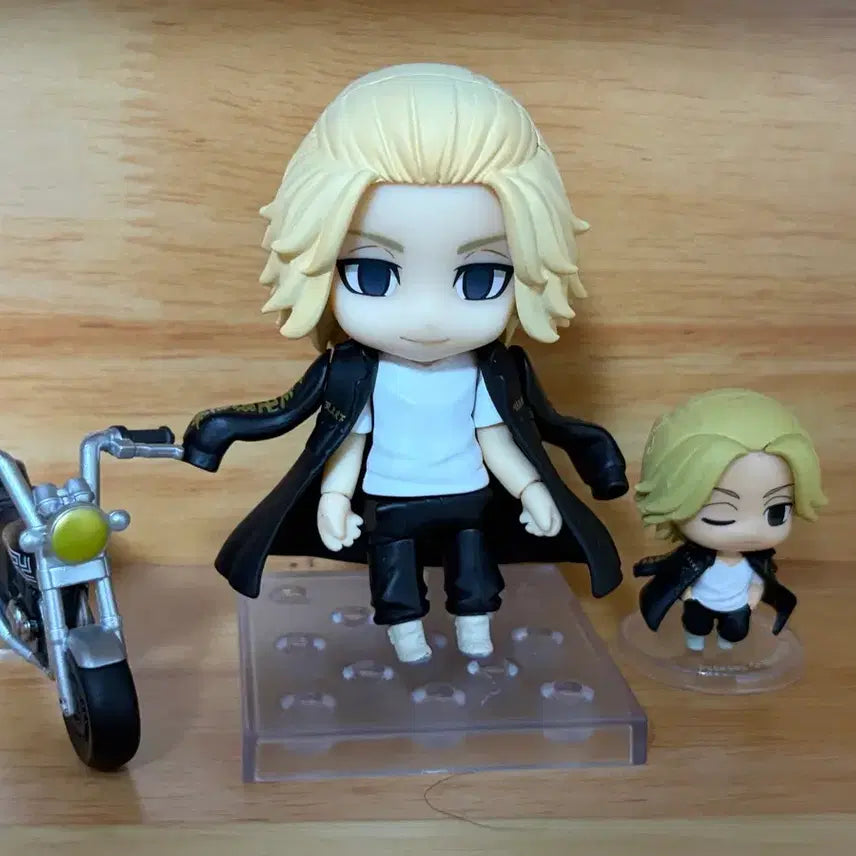 [BUNJANG] Tokyo Revengers Mikey Nendoroid, Rubber Strap &amp; Figure Bundle Set / 도리벤 마이키 넨도로이드 &amp; 러버스트랩 &amp; 피규어 일괄판매