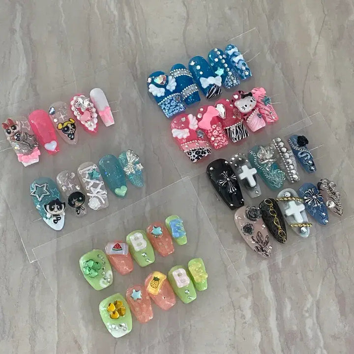 [BUNJANG] Handmade Nail Tips - Kitschy Gyaru Angelcore Dot Button Simple Custom Order / 수제 네일팁 팝니다! 키치 갸루 엔젤코어 도트 단추 심플 주문제작