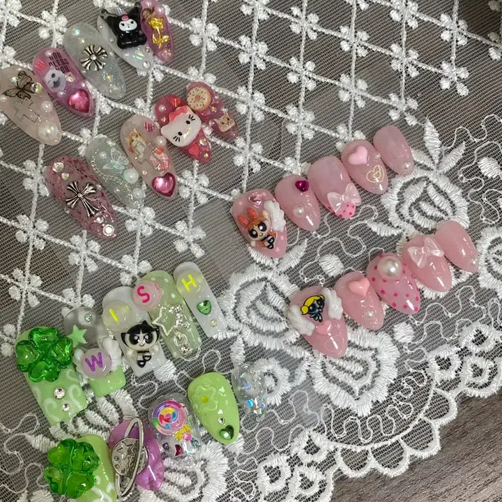[BUNJANG] Handmade Nail Tips - Kitschy Gyaru Angelcore Dot Button Simple Custom Order / 수제 네일팁 팝니다! 키치 갸루 엔젤코어 도트 단추 심플 주문제작