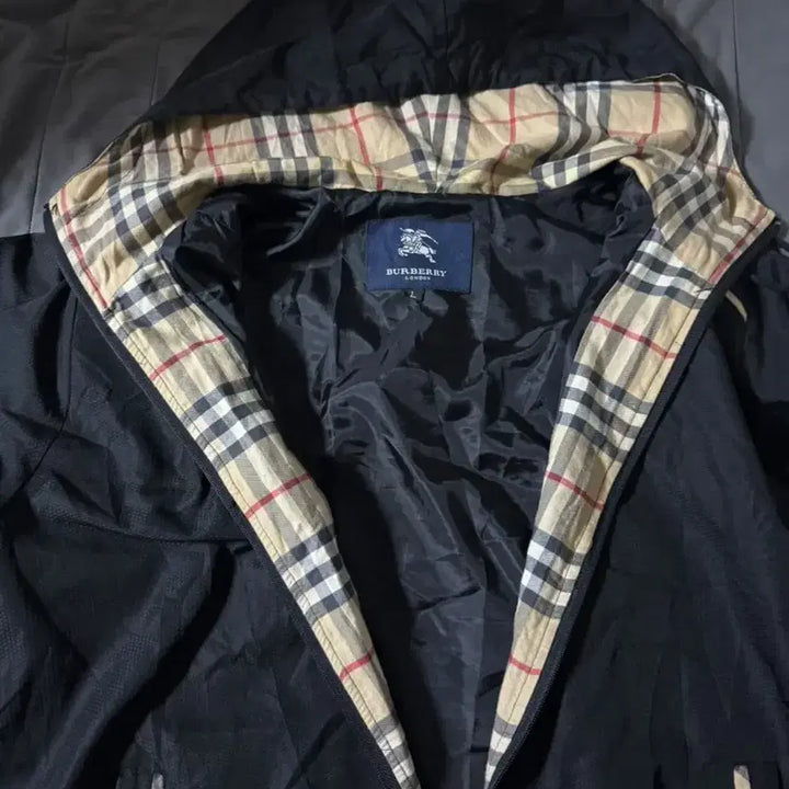 [BUNJANG] Burberry London Hooded Zip-Up Windbreaker / [정품] 버버리 런던 후드 집업 바람막이