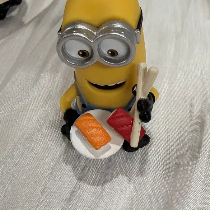 [BUNJANG] Minions Gachapon 4-Piece Bundle Set / 미니언즈 가챠 4개일괄