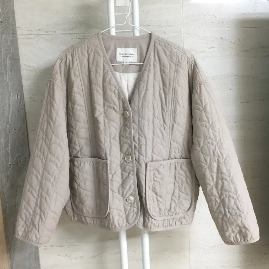 [BUNJANG] Thursday Island Heart Quilting Jacket Beige S / 써스데이아일랜드 하트 퀼팅 자켓 S