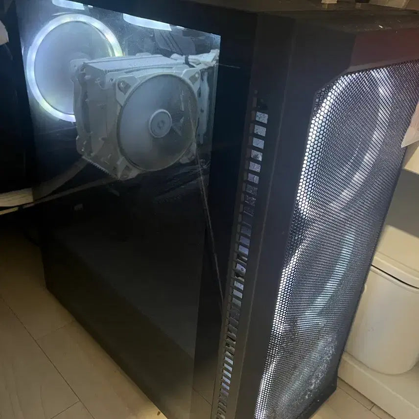 [BUNJANG] Custom Gaming Desktop PC - AMD Ryzen 7 3700X, 32GB RAM, GTX 1660 SUPER / 게이밍 컴퓨터 데스크탑 조립컴