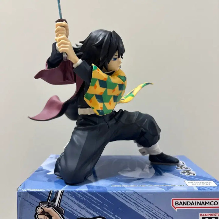 [BUNJANG] Demon Slayer Giyu Tomioka Vibration Figure / 귀멸의 칼날 토미오카 기유 바이브레이션 피규어